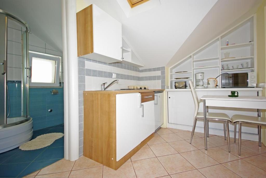 Apartments Villa Rose Sumartin Exterior foto